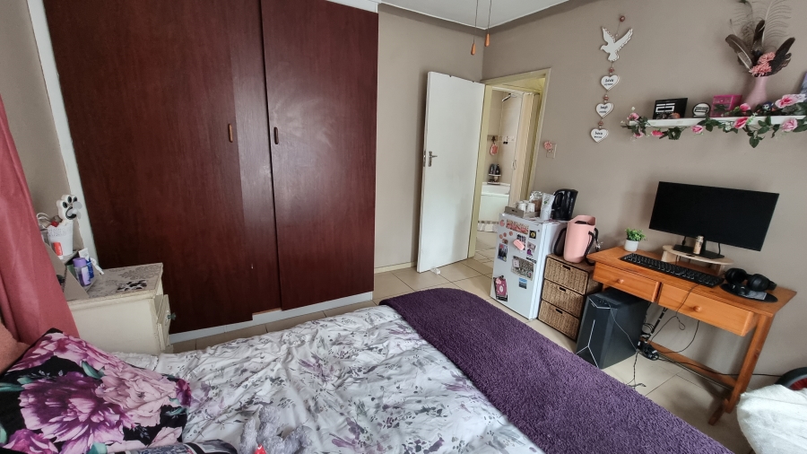 8 Bedroom Property for Sale in Die Bos Western Cape